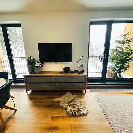 Dole V Dole Appartement Černý Dŭl